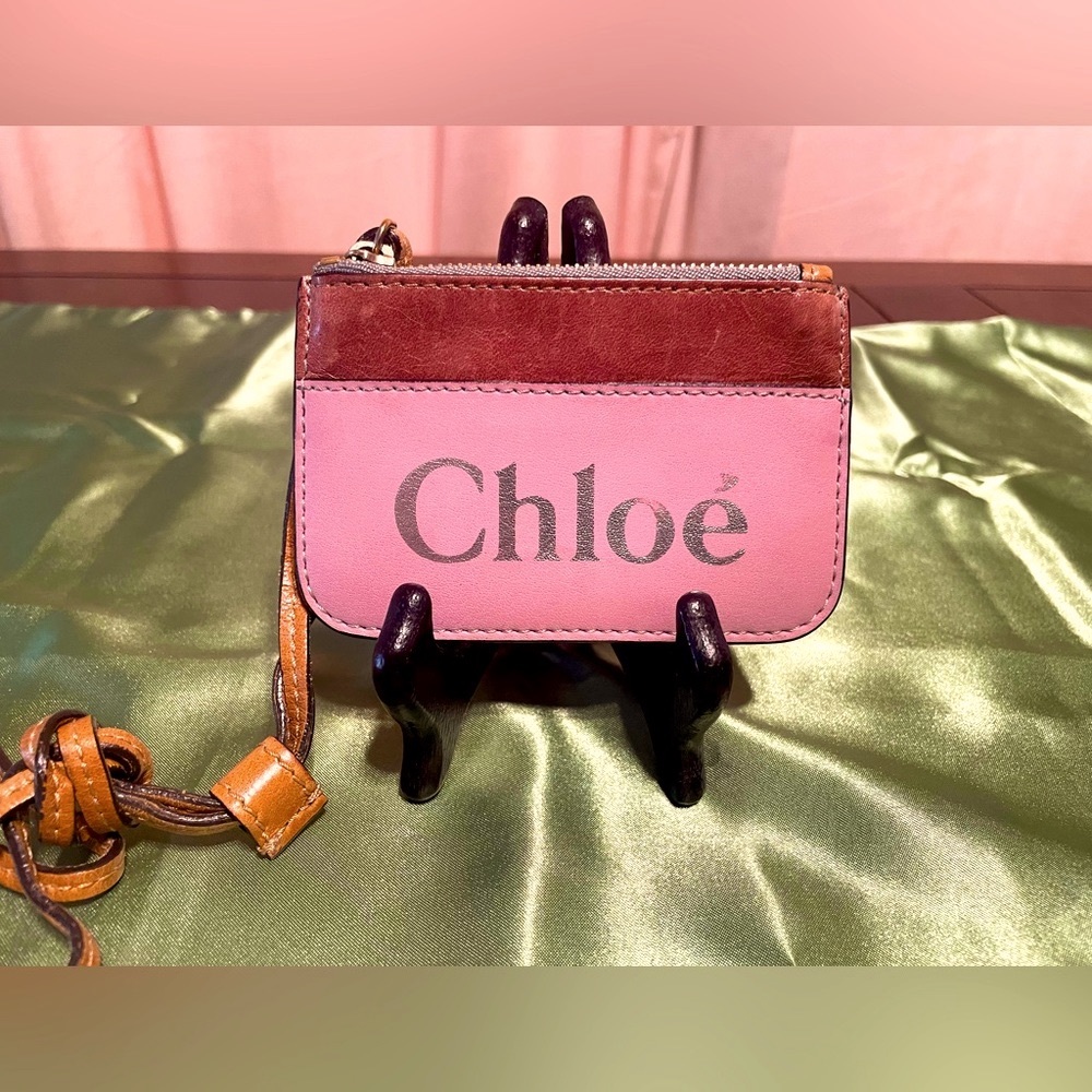 GUC Chloe wristlet coin pouch